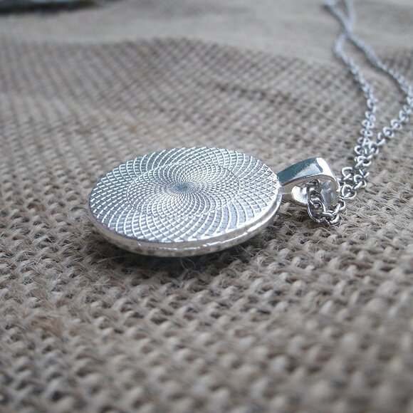 Stargate Glass Cabochon Pendant Necklace - Picture 9 of 12